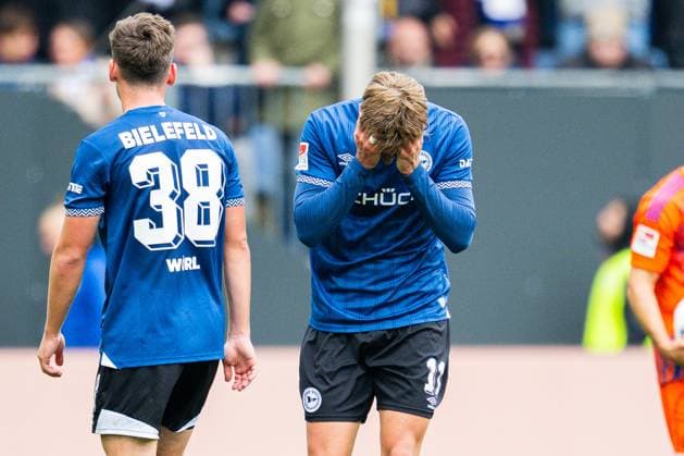 05 10 2025 Soccer, 2025 2026, 2 Bundesliga, Matchday 8, DSC Arminia Bielefeld FC Schalke 04 Joel Grodowski Bielefeld DFL REGULATIONS PROHIBIT ANY USE OF PHOTOGRAPHS AS IMAGE SEQUENCES AND OR QUASI VIDEO