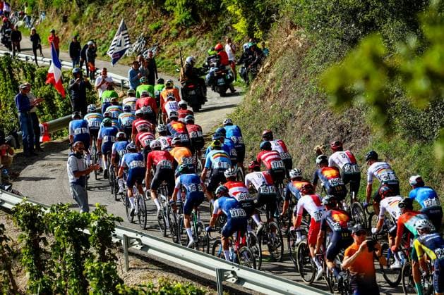 The pack of riders pictured in action during the Men Elite raod race, a 202,5 km from Privas to Guilherand-Granges, at the UEC road European cycling championships, Sunday 05 October 2025, France. The European cycling championships Drome-Ardeche takes place from 1 to 5 October, France. DAVIDxPINTENS  x136127135x