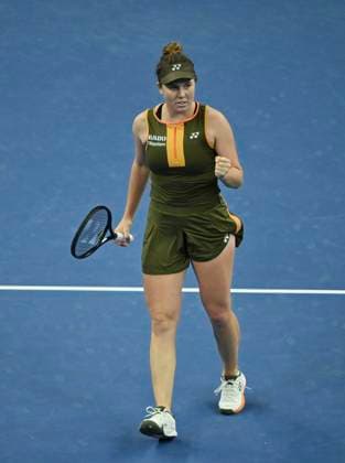 (251005) -- BEIJING, Oct. 5, 2025 -- Linda Noskova celebrates scoring during the women s singles final match between Amanda Anisimova of the United States and Linda Noskova of the Czech Republic at 2025 China Open tennis tournament in Beijing, China, Oct. 5, 2025. ) (SP)CHINA-BEIJING-TENNIS-CHINA OPEN-WOMEN S SINGLES-FINAL (CN) HuxJingwen 