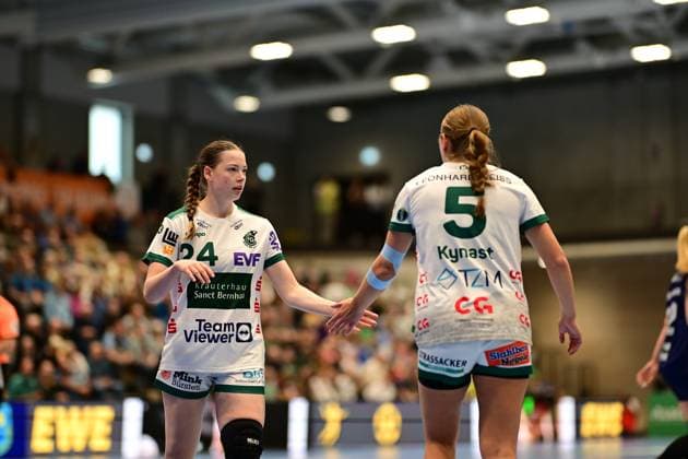 Handball I Women I Season 2025 2026 I 1 HBF I 4 Matchday I Buxtehuder SV FRISCH AUF Göppingen I 05 10 2025 Luisa Scherer 24, FRISCH AUF Göppingen Ann Kynast 5, FRISCH AUF Göppingen Buxtehude Halle Nord Niedersachsen Germany Copyright: xLobeca FelixxSchlikisx