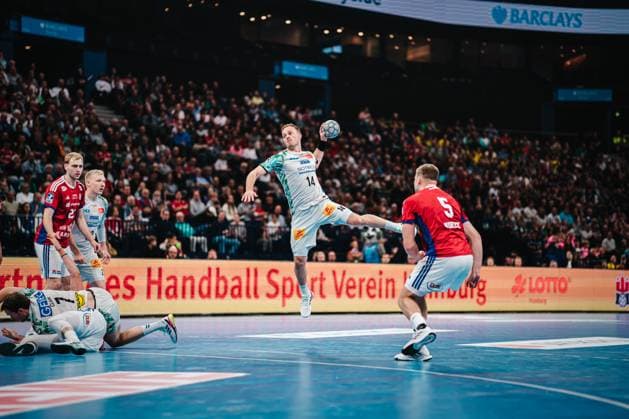 HBL HSV Hamburg vs SC Magdeburg, 05 10 25 Omar Ingi Magnusson SC Magdeburg, 14 throws HBL HSV Hamburg vs SC Magdeburg on 05 10 2025 at Barclays Arena, Hamburg Copyright: xBEAUTIFULxSPORTS Tonhäuserx