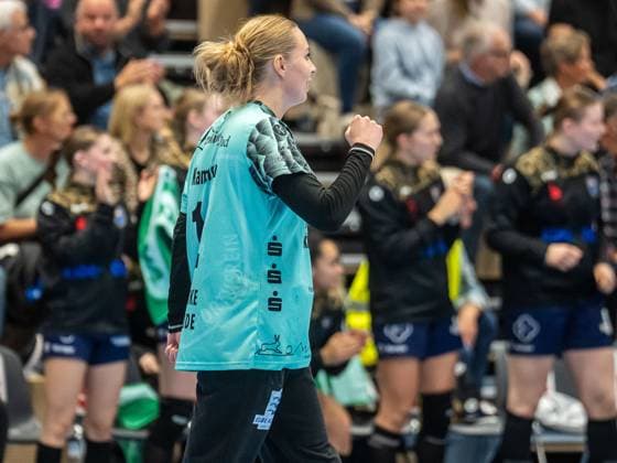 Oliwia Kaminska Buxtehuder SV, 12 ballt die Jubefaust, Buxtehuder SV vs Frisch Auf Goeppingen, Handball, 1 Bundesliga, Season 2025 2026, 05 10 2025 Buxtehuder SV vs Frisch Auf Goeppingen, Handball, 1 Bundesliga, Season 2025 2026, 05 10 2025 Buxtehude Copyright: xEibner-Pressefoto MichaelxSchmidx EP_MST