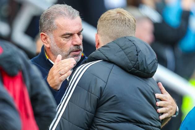 Newcastle United FC v Nottingham Forest FC, Premier League Ange Postecoglou Manager Of Nottingham Forest & Newcastle United Manager Eddie Howe shake hands during the Newcastle United FC v Nottingham Forest FC English Premier League match at St.James Park, Newcastle, England, United Kingdom on 5 October 2025 Credit: Lee Keuneke Every Second Media Editorial use only. All images are copyright Every Second Media Limited. No images may be reproduced without prior permission. All rights reserved. Premier League and Football League images are subject to licensing agreements with Football DataCo Limited. see https: www.football-dataco.com Copyright: xIMAGO EveryxSecondxMediax ESM-1616-0042 LeexKeunekex xEveryxSecondxMediax