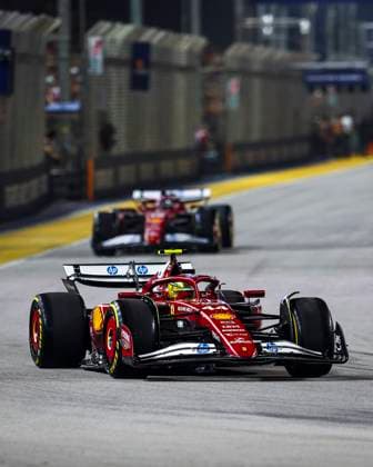 F1 - SINGAPORE GRAND PRIX 2025 44 HAMILTON Lewis (gbr), Scuderia Ferrari SF-25, action during the 2025 Formula 1 Singapore Grand Prix, 18th round of the 2025 FIA Formula One World Championship, WM, Weltmeisterschaft from October 3 to 5, 2025 on the Marina Bay Street Circuit, in Singapore - SingaporeSingapore  Copyright: xEricxAlonsox