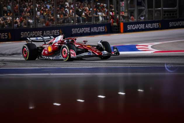 F1 - SINGAPORE GRAND PRIX 2025 16 LECLERC Charles (mco), Scuderia Ferrari SF-25, action during the 2025 Formula 1 Singapore Grand Prix, 18th round of the 2025 FIA Formula One World Championship, WM, Weltmeisterschaft from October 3 to 5, 2025 on the Marina Bay Street Circuit, in Singapore - SingaporeSingapore  Copyright: xEricxAlonsox