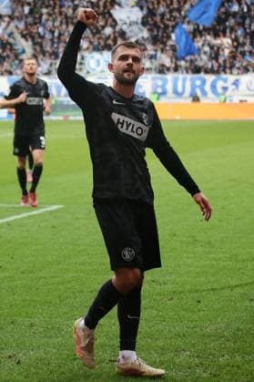 05 10 2025, xmohx, Soccer 2 Bundesliga, 1 FC Magdeburg SV Elversberg v l Lukasz Poreba SV Elversberg celebrates the goal to 0 3 DFL DFB REGULATIONS PROHIBIT ANY USE OF PHOTOGRAPHS as IMAGE SEQUENCES and or QUASI VIDEO Magdeburg