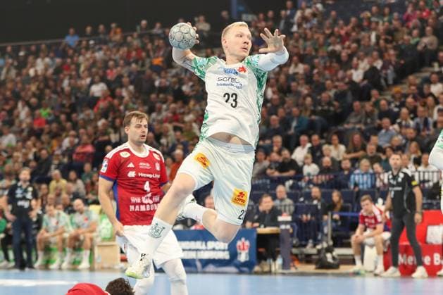 05 10 2025, xgox, Handball Daikin HBL, Handball Sport Verein Hamburg SC Magdeburg emspor, v l Magnus Saugstrup Magdeburg, 23 wirft Tor, Torschuetze, erzielt Tor, Treffer, scores the goal Hamburg