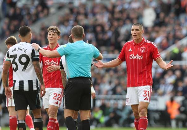 Newcastle Upon Tyne, England, 5th October 2025. Bruno Guimaraes (L) of Newcastle United reacts with Nikola Milenkovic of Nottingham Forest during the Newcastle United vs Nottingham Forest Premier League match at St. James Park, Newcastle Upon Tyne. Picture credit should read: Nigel Roddis Sportimage EDITORIAL USE ONLY. No use with unauthorised audio, video, data, fixture lists, club league logos or live services. Online in-match use limited to 120 images, no video emulation. No use in betting, games or single club league player publications. SPI_012_NR_NEWC_NOTT SPI-4199-0012
