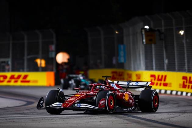 F1 - SINGAPORE GRAND PRIX 2025 16 LECLERC Charles (mco), Scuderia Ferrari SF-25, action during the 2025 Formula 1 Singapore Grand Prix, 18th round of the 2025 FIA Formula One World Championship, WM, Weltmeisterschaft from October 3 to 5, 2025 on the Marina Bay Street Circuit, in Singapore - SingaporeSingapore  Copyright: xEricxAlonsox