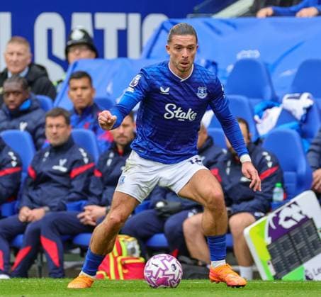 5th October 2025; Hill Dickinson Stadium, Liverpool, England; Premier League Football, Everton versus Crystal Palace; Jack Grealish of Everton FC on the ball  RogerxEvans