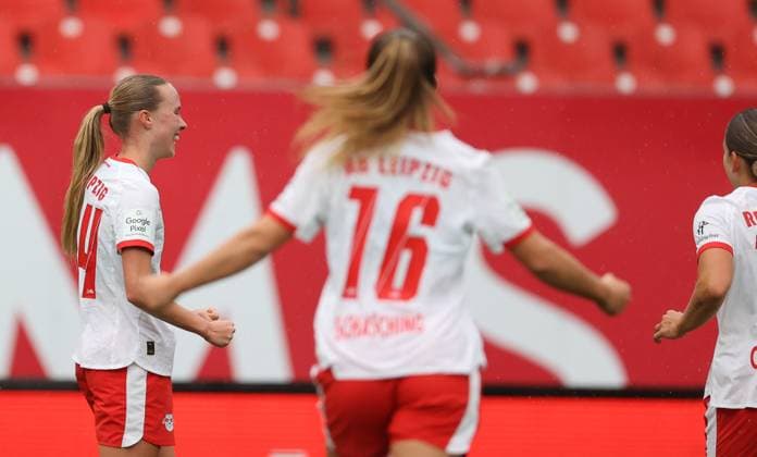 Dudek Nikoline Torjubel 0-1 1.FC Nürnberg-RB Leipzig , Google Pixel Frauen-Bundesliga , Fußball , in den Max Morlock Stadion, in Nürnberg , Bayern, Deutschland. Oktober 05, 2025 . Photo by: Davide Elias IPA Photo Pressefoto DENL Copyright: xDavidexEliasx