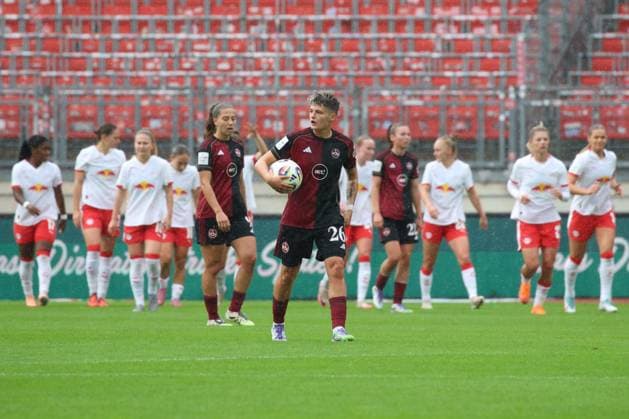 05 10 2025 Soccer Season 2025 2026 1 Google Pixel Women Bundesliga 05 Matchday 1 FC Nürnberg FCN Club Clubfrauen RB Leipzig Sportfoto Zink DCDE xdcxdex Aneta Polaskova 26, 1 FC Nürnberg FCN Disappointment