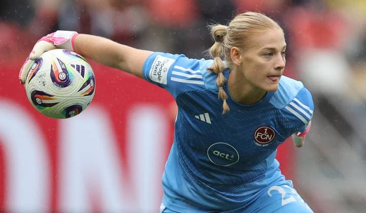 Rusek Larissa , 1.FC Nürnberg-RB Leipzig , Google Pixel Frauen-Bundesliga , Fußball , in den Max Morlock Stadion, in Nürnberg , Bayern, Deutschland. Oktober 05, 2025 . Photo by: Davide Elias IPA Photo Pressefoto DENL Copyright: xDavidexEliasx
