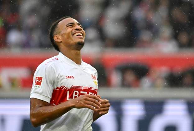Jamie Leweling VfB Stuttgart 18 Disappointment disappointed after missed goal chance Gesture Gesture VfB Stuttgart vs 1 FC Heidenheim FCH 05 10 2025 DFL REGULATIONS PROHIBIT ANY USE OF PHOTOGRAPHS AS IMAGE SEQUENCES AND OR QUASI VIDEO VfB Stuttgart vs 1 FC Heidenheim FCH