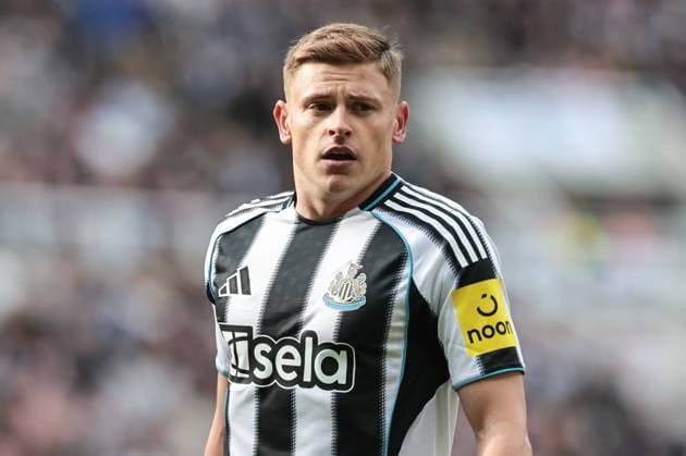Premier League Newcastle United v Nottingham Forest Harvey Barnes of Newcastle Untied during the Premier League match Newcastle United vs Nottingham Forest at St. James s Park, Newcastle, United Kingdom, 5th October 2025 (Photo by Mark Cosgrove News Images) Newcastle St. James s Park Tyne and Wear United Kingdom Copyright: xMarkxCosgrove NewsxImagesx