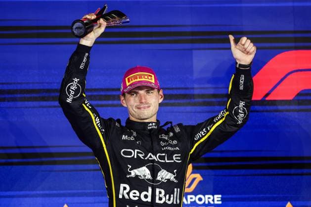 F1 - SINGAPORE GRAND PRIX 2025 VERSTAPPEN Max (ned), Red Bull Racing RB21, portrait podium during the 2025 Formula 1 Singapore Grand Prix, 18th round of the 2025 FIA Formula One World Championship, WM, Weltmeisterschaft from October 3 to 5, 2025 on the Marina Bay Street Circuit, in Singapore - SingaporeSingapore  Copyright: xEricxAlonsox