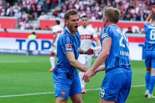 Tim Siersleben 4 1FC Heidenheim 1846 and Mikkel Kaufmann 29 1FC Heidenheim 1846 cheer each other on, VfB Stuttgart vs 1 FC Heidenheim 1846, DFL, Bundesliga, Saison 2025 2026, MHP Arena, Hinrunde, 6 Spieltag, 05 10 2025 DFB regulations prohibit any use of photographs as image sequences and or quasi video Stuttgart Baden Wuerttemberg Germany Copyright: xkolbert-press MartinxAgüerax