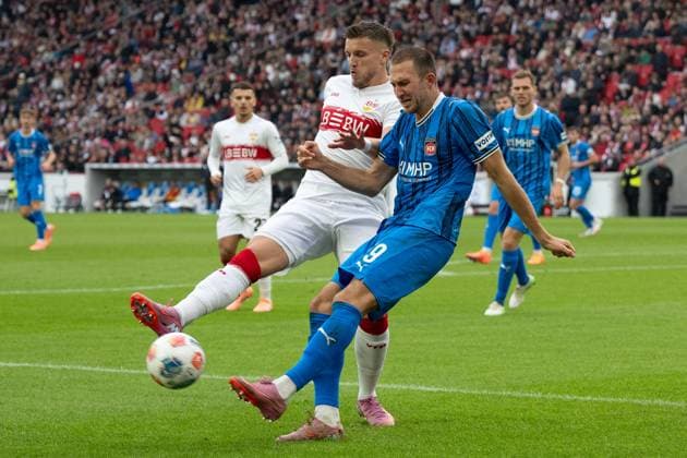 v li Ermedin Demirovic VfB Stuttgart, 09 , Jonas Foehrenbach FC Heidenheim, 19 GER, VfB Stuttgart vs 1 FC Heidenheim, Football, Men, 1 Bundesliga, Matchday 6, Season 2025 2026, 05 10 2025, DFL DFB REGULATES PROHIBIT ANY USE OF PHOTOGRAPHS AS IMAGE SEQUENCES AND OR QUASI VIDEO, GER, VfB Stuttgart vs 1 FC Heidenheim, Football, Men, 1 Bundesliga, Matchday 6, Season 2025 2026, 05 10 2025 Stuttgart Copyright: xEibner-Pressefoto WolfgangxFrankx EP_WFK