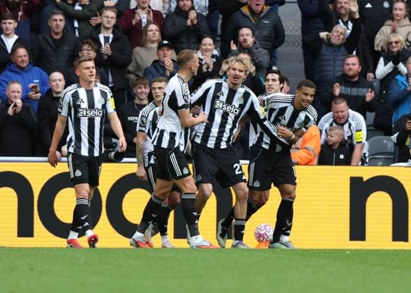 Newcastle Upon Tyne, England, 5th October 2025. Nick Woltemade of Newcastle United celebrates scoring a penalty for the second goal during the Newcastle United vs Nottingham Forest Premier League match at St. James Park, Newcastle Upon Tyne. Picture credit should read: Nigel Roddis Sportimage EDITORIAL USE ONLY. No use with unauthorised audio, video, data, fixture lists, club league logos or live services. Online in-match use limited to 120 images, no video emulation. No use in betting, games or single club league player publications. SPI_025_NR_NEWC_NOTT SPI-4199-0025