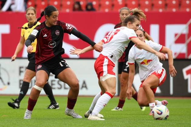 05 10 2025 Soccer season 2025 2026 1 Google Pixel Women Bundesliga 05 Matchday 1 FC Nürnberg FCN Club Clubfrauen RB Leipzig Sportfoto Zink DCDE xdcxdex Selma Licina 17, 1 FC Nürnberg FCN , Sandra Starke 13, RB Leipzig