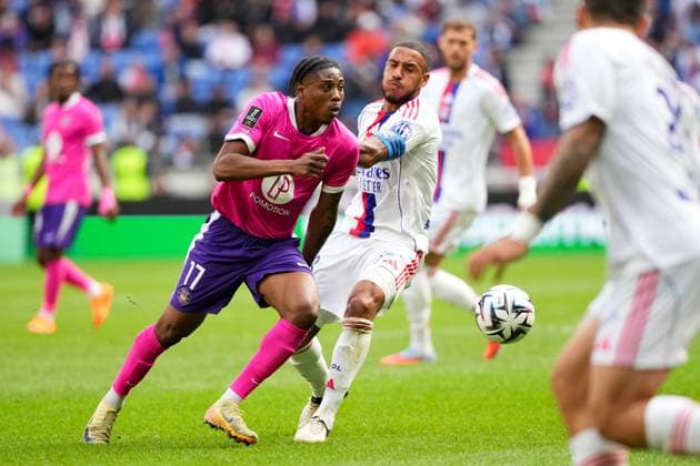 Olympique Lyonnais v Toulouse FC - Ligue 1 McDonald s 2025 2026 17 Abu FRANCIS (tfc) during the Ligue 1 McDonald s match between Lyon and Toulouse at Groupama Stadium on October 5, 2025 in Lyon, France. Lyon France  Copyright: xFEPx 776348149