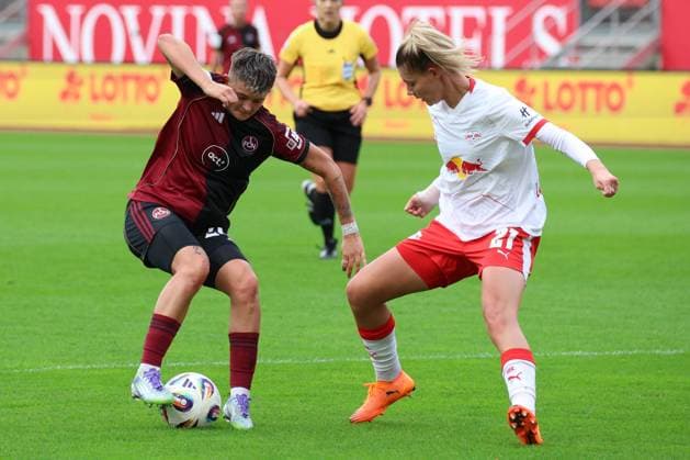 05.10.2025 - Fussball - Saison 2025 2026 - 1. Google Pixel Frauen Bundesliga - 05. Spieltag: 1. FC Nürnberg FCN ( Club Clubfrauen ) - RB Leipzig - Sportfoto Zink DCDE - xdcxdex - Aneta Polaskova ( 26, 1. FC Nürnberg FCN ), Julia Landenberger (21, RB Leipzig )