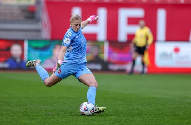 DEU, Nürnberg, FC Nürnberg vs RB Leipzig, Google Pixel Bundesliga, DFB, Saison 2526, Max Morlock Stadion, 5 Spieltag im Bild Larissa Rusek FC Nürnberg 21 DFB DFL REGULATIONS PROHIBIT ANY USE OF PHOTOGRAPHS AS IMAGE SEQUENCES AND OR QUASI VIDEO, 05 10 2025, Copyright: HMBxMedia HendrikxHamelau