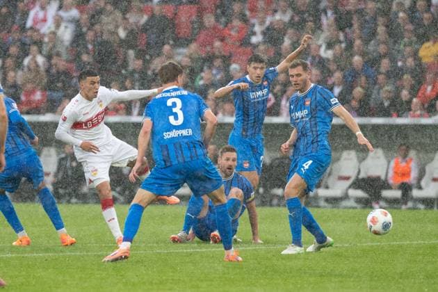 Goal for 1 0 by Bilal El Khannouss VfB Stuttgart, 11 , Goal kick, GER, VfB Stuttgart vs 1 FC Heidenheim, Football, Men, 1 Bundesliga, Matchday 6, Season 2025 2026, 05 10 2025, DFL DFB REGULATES PROHIBIT ANY USE OF PHOTOGRAPHS AS IMAGE SEQUENCES AND OR QUASI VIDEO, GER, VfB Stuttgart vs 1 FC Heidenheim, Football, Men, 1 Bundesliga, Matchday 6, Season 2025 2026, 05 10 2025 Stuttgart Copyright: xEibner-Pressefoto WolfgangxFrankx EP_WFK