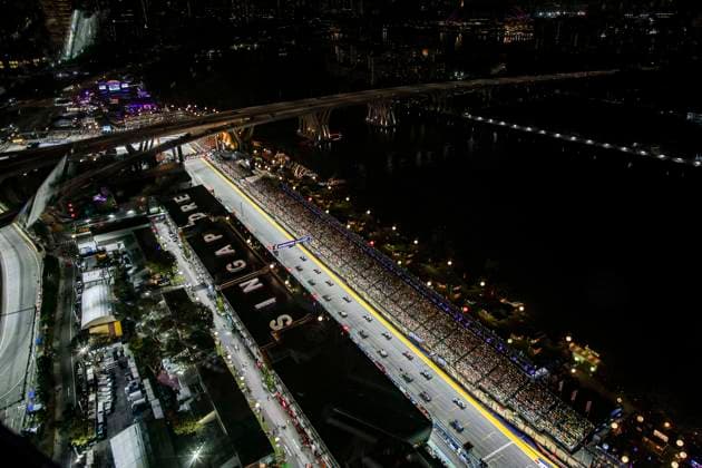 F1 - SINGAPORE GRAND PRIX 2025 start of the race, depart, during the 2025 Formula 1 Singapore Grand Prix, 18th round of the 2025 FIA Formula One World Championship, WM, Weltmeisterschaft from October 3 to 5, 2025 on the Marina Bay Street Circuit, in Singapore - SingaporeSingapore  Copyright: xXavixBonillax