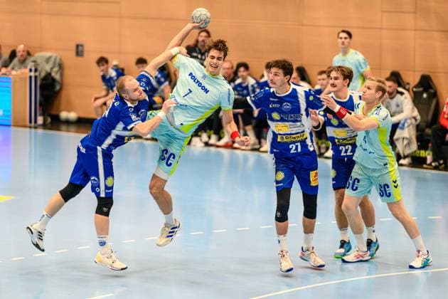 Peter, Walz Kreislaeufer, ThSV Eisenach, 14 , Julian, Koester RL, VfL Gummersbach, 7 , Philipp, Meyer Kreislaeufer, ThSV Eisenach, 27 , Felix, Aellen Rueckraum Mitte, ThSV Eisenach, 22 , Ellidi Snaer, Vidarsson KM, VfL Gummersbach, 4 GER, Thuringia, ThSV Eisenach vs VfL Gummersbach, 1 Daikin Handballbundesliga, Handball, Matchday 7, Season 2025 2026, Sunday, 05 10 2025 GER, Thuringia, ThSV Eisenach vs VfL Gummersbach, 1 Daikin Handballbundesliga, Handball, Matchday 7, Season 2025 2026, Sunday, 05 10 2025 Eisenach Copyright: xEibner-Pressefoto MartinxHerbstx EP_MHT