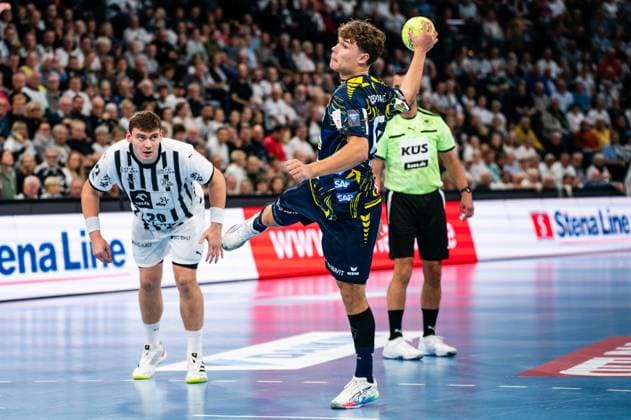 David More Rhein Neckar Loewen, 15 on seven-meter throw, GER, THW Kiel vs Rhein Neckar Loewen, Handball, Bundesliga, Matchday 7, Season 2025 2026, 05 10 2025 GER, THW Kiel vs Rhein Neckar Loewen, Handball, Bundesliga, Matchday 7, Season 2025 2026, 05 10 2025 Kiel Copyright: xEibner-Pressefoto MaxxVincenx EP_MVN