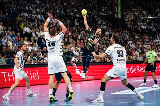 Dani Baijens Rhein Neckar Loewen, 77 on throw, GER, THW Kiel vs Rhein Neckar Loewen, Handball, Bundesliga, Matchday 7, Season 2025 2026, 05 10 2025 GER, THW Kiel vs Rhein Neckar Loewen, Handball, Bundesliga, Matchday 7, Season 2025 2026, 05 10 2025 Kiel Copyright: xEibner-Pressefoto MaxxVincenx EP_MVN