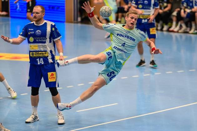 Ellidi Snaer, Vidarsson KM, VfL Gummersbach, 4 , Peter, Walz Kreislaeufer, ThSV Eisenach, 14 GER, Thuringia, ThSV Eisenach vs VfL Gummersbach, 1 Daikin Handballbundesliga, Handball, 7 Matchday, Season 2025 2026, Sunday, 05 10 2025 GER, Thuringia, ThSV Eisenach vs VfL Gummersbach, 1 Daikin Handball Bundesliga, Handball, Matchday 7, Season 2025 2026, Sunday, 05 10 2025 Eisenach Copyright: xEibner-Pressefoto MartinxHerbstx EP_MHT