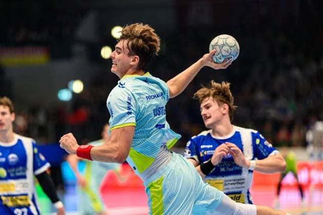 Julian, Koester RL, VfL Gummersbach, 7 GER, Thuringia, ThSV Eisenach v VfL Gummersbach, 1 Daikin Handballbundesliga, Handball, Matchday 7, Season 2025 2026, Sunday, 05 10 2025 GER, Thuringia, ThSV Eisenach v VfL Gummersbach, 1 Daikin Handballbundesliga, Handball, Matchday 7, Season 2025 2026, Sunday, 05 10 2025 Eisenach Copyright: xEibner-Pressefoto MartinxHerbstx EP_MHT