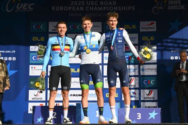UEC 2025 Road European Championship, EM, Europameisterschaft Drome-Ardeche 05 10 2025 GUILHERAND-GRANGES, FRANCE - OCTOBER 05 : Evenepoel Remco (Belgium) (silver medal), Pogacar Tadej (Slovenia) (gold medal) and Seixas Paul (France) (bronze medal) pictured during the podium ceremony of the Men Elite cycling road race of the 2025 UEC Road European Championship Drome-Ardeche 10th edition an UCI Continental Championships cycling race of 202.5 km with start in Privas and finish in Guilherand-Granges on October 5, 2025 in Guilherand-Granges, France, 05 10 2025 Guilherand-Granges France  Copyright: xVincentxKalutx