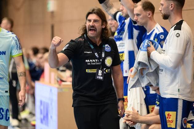 Sebastian, Hinze Coach, ThSV Eisenach GER, Thuringia, ThSV Eisenach vs VfL Gummersbach, 1 Daikin Handballbundesliga, Handball, Matchday 7, Season 2025 2026, Sunday, 05 10 2025 GER, Thuringia, ThSV Eisenach vs VfL Gummersbach, 1 Daikin Handballbundesliga, Handball, Matchday 7, Season 2025 2026, Sunday, 05 10 2025 Eisenach Copyright: xEibner-Pressefoto MartinxHerbstx EP_MHT