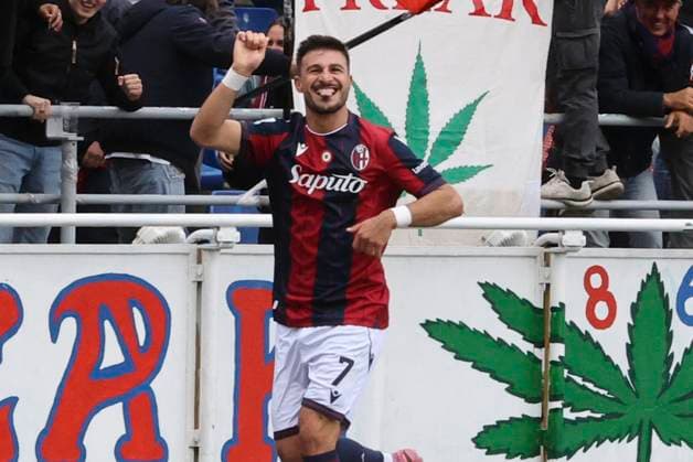 Bologna FC 1909 v Pisa SC - Serie A Riccardo Orsolini of Bologna FC celebrates after scoring during the Bologna BFC vs Pisa SC, Serie A Enilive 2025-26 game at Renato Dall Ara stadium in Bologna, Italy, on October 5, 2025. Bologna Italy  Copyright: xDavidexCasentinix originalFilename:casentini-bolognab251005_npKKP.jpg