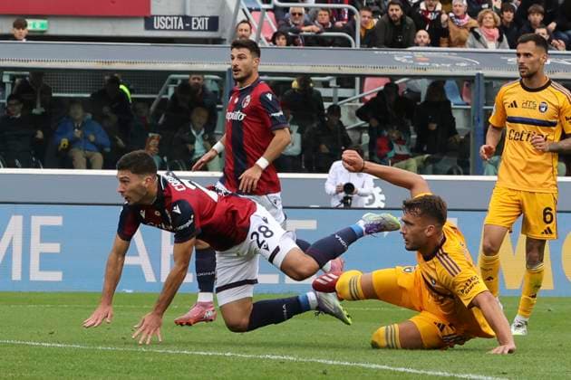 Bologna FC 1909 v Pisa SC - Serie A Nicolo Cambiaghi of Bologna FC scores a goal during the Bologna BFC vs Pisa SC, 6th Serie A Enilive 2025-26 game at Renato Dall Ara stadium in Bologna, Italy, on October 5, 2025. Bologna Italy  Copyright: xDavidexCasentinix originalFilename:casentini-bolognab251005_npmSx.jpg