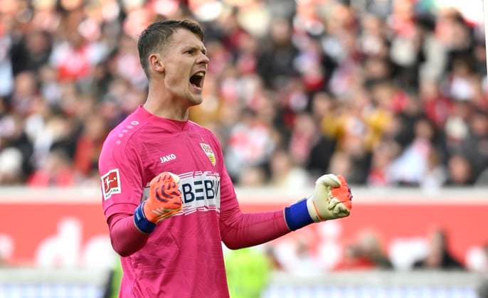 after the end of the match final cheers, joy, happiness, jubilation goalkeeper Alexander Nuebel VfB Stuttgart 33 VfB Stuttgart vs 1 FC Heidenheim FCH 05 10 2025 DFL REGULATIONS PROHIBIT ANY USE OF PHOTOGRAPHS AS IMAGE SEQUENCES AND OR QUASI VIDEO VfB Stuttgart vs 1 FC Heidenheim FCH