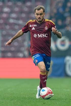 Timothe Cognat (8 Servette FC) controls the ball (action) during the Brack Super League match between Servette FC and FC Basel at Stade de Geneve in Geneva, Switzerland Copyright: xGiuseppexVelletrix xSPPx Sportspressphoto_SPR38526