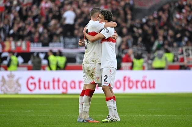 after the end of the match final cheers, joy, happiness, jubilation Ameen Al Dakhil VfB Stuttgart 02 Jeff Chabot VfB Stuttgart 24 VfB Stuttgart vs 1 FC Heidenheim FCH 05 10 2025 DFL REGULATIONS PROHIBIT ANY USE OF PHOTOGRAPHS AS IMAGE SEQUENCES AND OR QUASI VIDEO VfB Stuttgart vs 1 FC Heidenheim FCH