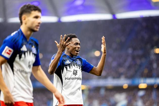 Hamburg, October 5, 2025 Soccer, 1 Bundesliga 2025 26, Hamburger SV 1 FSV Mainz 05 Albert Sambi Lokonga Hamburger SV, 6 celebrates his goal for 1 0 DFL REGULATIONS PROHIBIT ANY USE OF PHOTOGRAPHS AS IMAGE SEQUENCES AND OR QUASI VIDEO