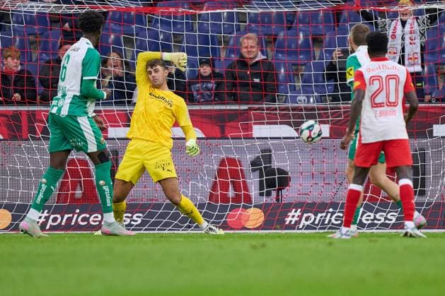 Salzburg, Austria 05 October 2025 Admiral Bundesliga 2025 2026 Sp 9 RB Salzburg vs SK Rapid Vienna In picture Goal, 1 0 by Soumaila Diabate RB not in picture, goalkeeper Niklas Hedl Rapid beaten Red Bull Arena Copyright: xFotostandx xWassmuth,xFOTOGRAFxJUERGENxxWASSMUTH,xJUERGENxWASSMUTHx