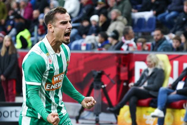 SOCCER - BL, RBS vs Rapid SALZBURG,AUSTRIA,05.OCT.25 - SOCCER - ADMIRAL Bundesliga, Red Bull Salzburg vs SK Rapid Wien. Image shows the rejoicing of scorer Andrija Radulovic (Rapid).  GEPAxpictures xDavidxGeieregger