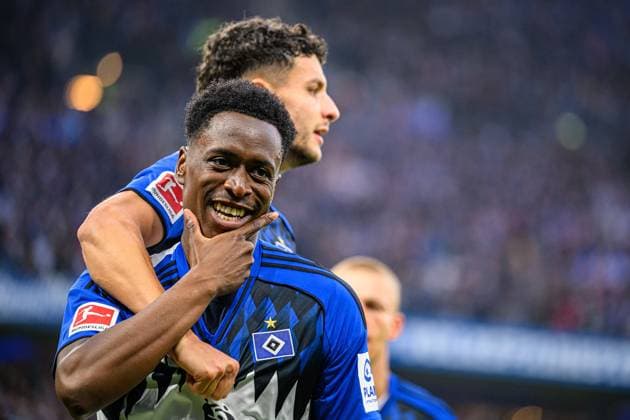 Soccer I Men I Season 2025 2026 I Bundesliga I 6 Matchday I Hamburger SV 1 FSV Mainz 05 I 05 10 2025 Albert Sambi Lokonga 6, Hamburger SV , Daniel Elfadli 8, Hamburger SV Hamburg Volksparkstadion Hamburg Germany Copyright: xLobecax xHenningxRohlfsx