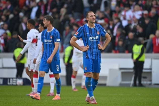 Jonas FOEHRENBACH Heidenheim , hi Jan SCHOEPPNER Heidenheim disappointment,frustration, disappointed,frustrated,dejected, action, Soccer 1 Bundesliga Season 2025 2026, 6 Matchday, Matchday06 VfB Stuttgart 1 FC Heidenheim 1 0 on 05 10 2025 MHP ARENA