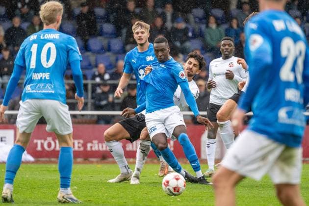 Football, RL Nord, Blau-Weiß Lohne- Altona FC 93