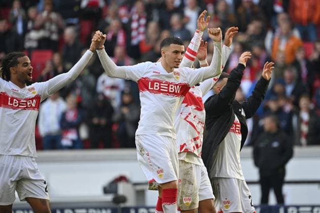 Final cheer Bilal EL KHANNOUSS VFB Stuttgart jubilation,joy,enthusiasm, li Lorenz ASSIGNON VFB Stuttgart Football 1 Bundesliga Season 2025 2026, 6 Matchday, Matchday06 VfB Stuttgart 1 FC Heidenheim 1 0 on 05 10 2025 MHP ARENA
