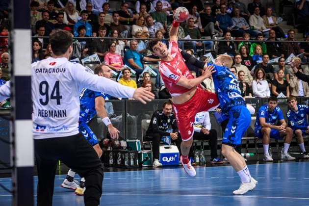Nikolaj Enderleit MT Melsungen, 04 vs Torben Matzken TVB Stuttgart, 22 in goal Goalkeeper Daniel Rebmann TVB Stuttgart, 94 GER, TVB 1898 Stuttgart MT Melsungen, DAIKIN HBL, Handball, Bundesliga, Matchday 7, Season 2025 2026, 05 10 2025 GER, TVB 1898 Stuttgart Frisch Auf Goeppingen, DAIKIN HBL, Handball, Bundesliga, Matchday 7, Season 2025 2026, 05 10 2025 Stuttgart Copyright: xSandyxDinkelackerx EP_SDR
