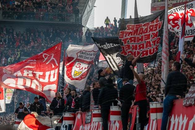 VfB Stuttgart Fans, Ultras, Mood, Flags GER, VfB Stuttgart vs 1 FC Heidenheim, Football, Men, 1 Bundesliga, Matchday 6, Season 2025 2026, 05 10 2025, DFL DFB REGULATES PROHIBIT ANY USE OF PHOTOGRAPHS AS IMAGE SEQUENCES AND OR QUASI VIDEO, GER, VfB Stuttgart vs 1 FC Heidenheim, Football, Men, 1 Bundesliga, Matchday 6, Season 2025 2026, 05 10 2025 Stuttgart Copyright: xEibner-Pressefoto WolfgangxFrankx EP_WFK